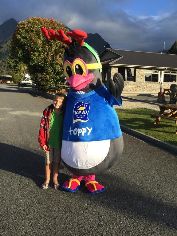 Fox Glacier Top 10 Holiday Park & Motels Exterior foto