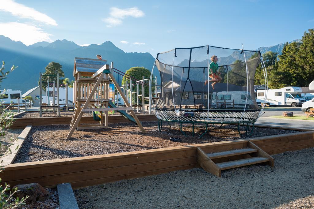 Fox Glacier Top 10 Holiday Park & Motels Exterior foto