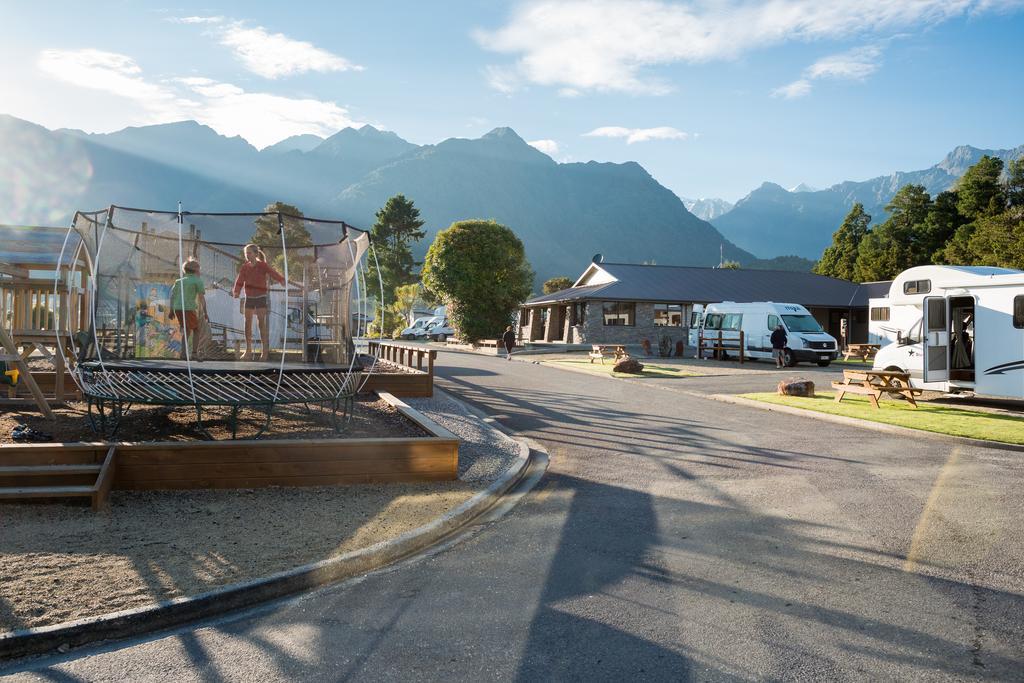 Fox Glacier Top 10 Holiday Park & Motels Exterior foto