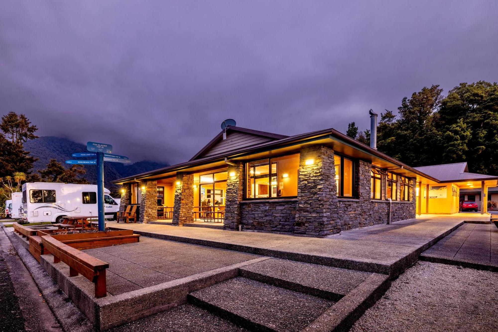 Fox Glacier Top 10 Holiday Park & Motels Exterior foto