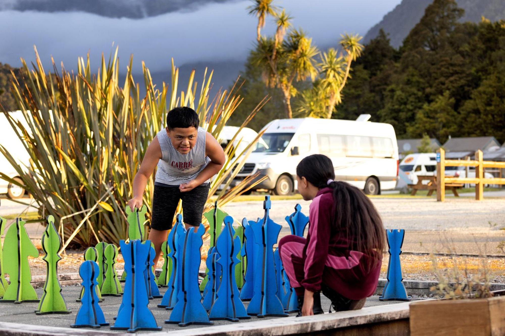 Fox Glacier Top 10 Holiday Park & Motels Exterior foto