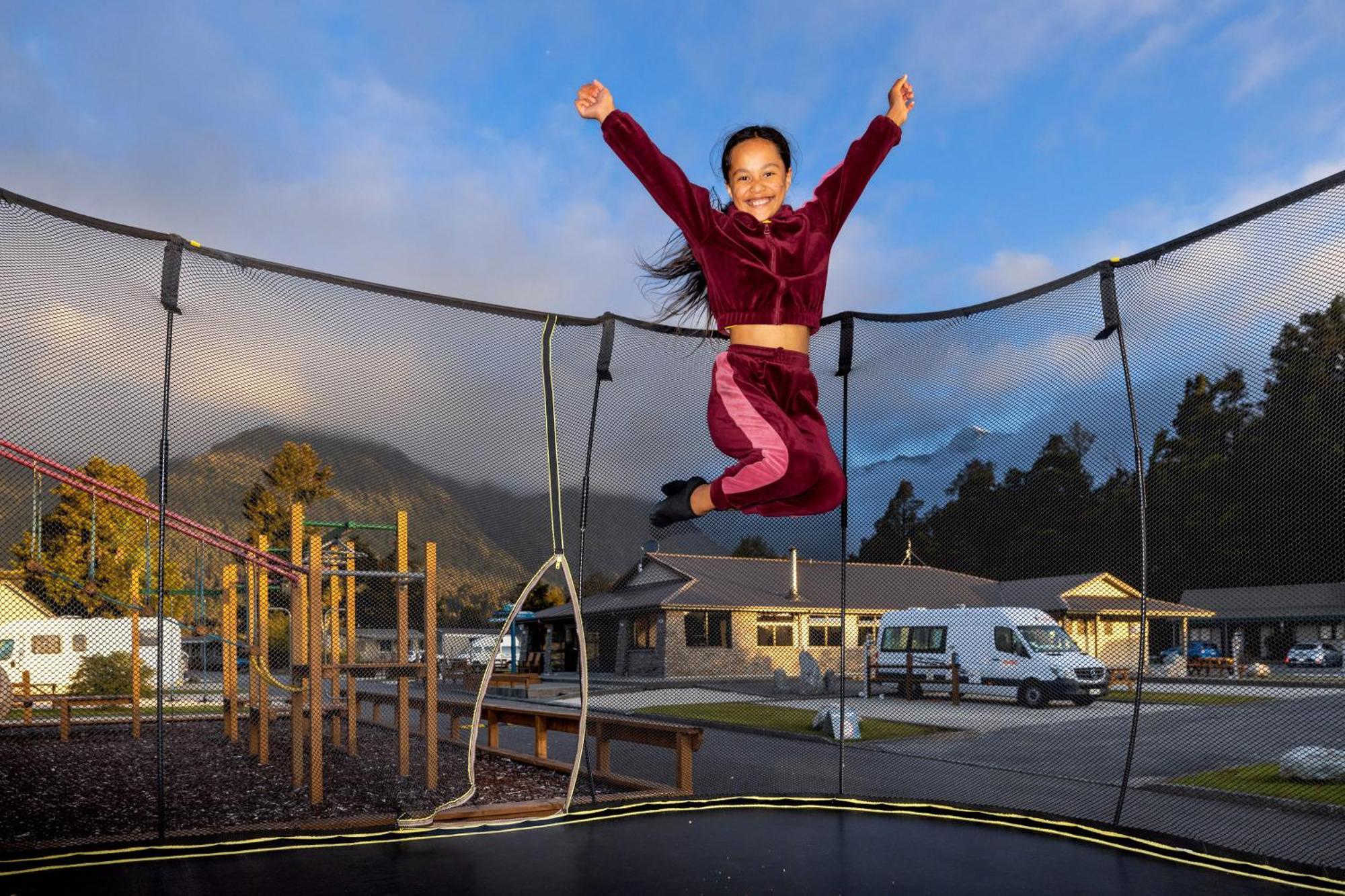 Fox Glacier Top 10 Holiday Park & Motels Exterior foto